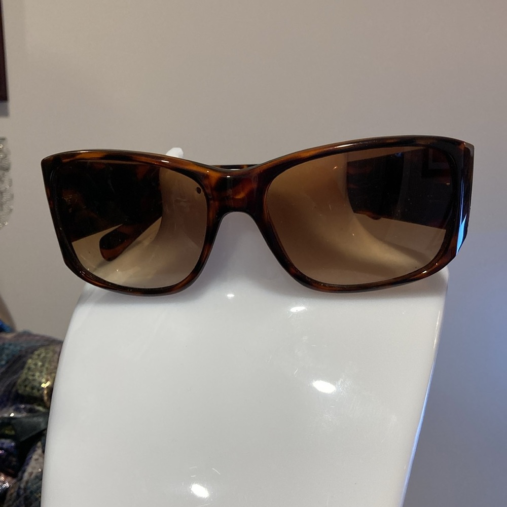 Tortoise Shell Tinted Plastic Sunglasses